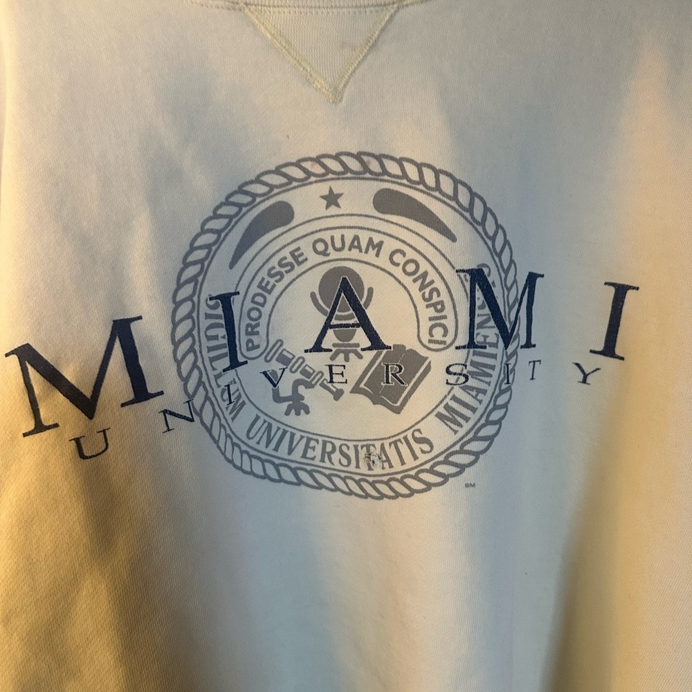Vintage 2000s university of Miami crewneck
